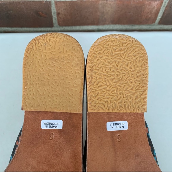 Mystique Black Leather printed Flat Heel Thong Flip Flop Sandals US 6 M NEW - Picture 7 of 7